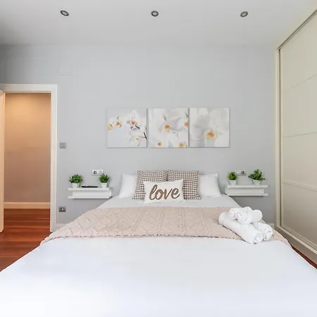 Tranvia 51 アパート *