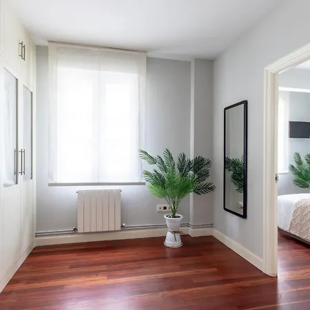 アパート Tranvia 51